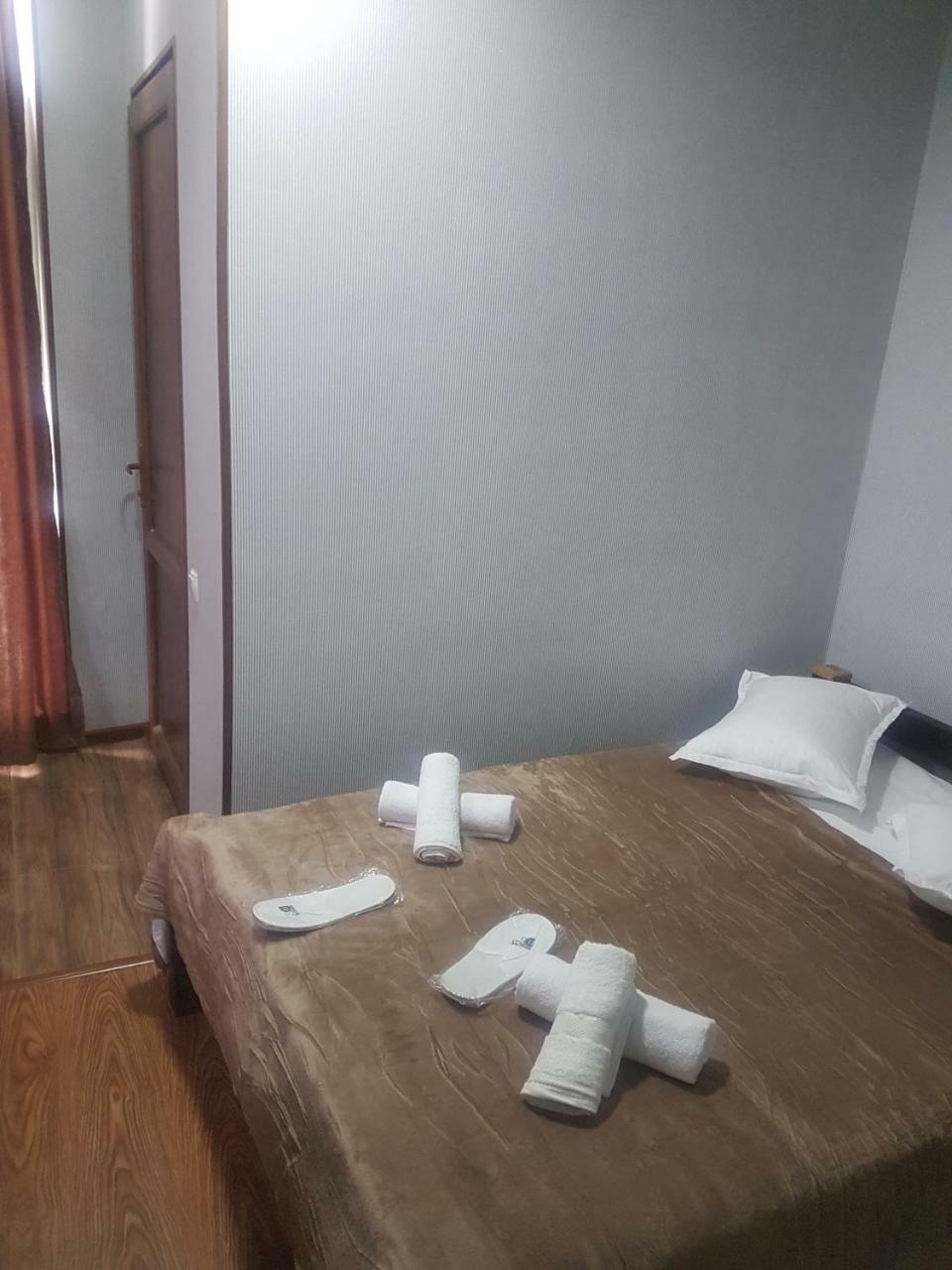 Hotel Leader Тбилиси Екстериор снимка